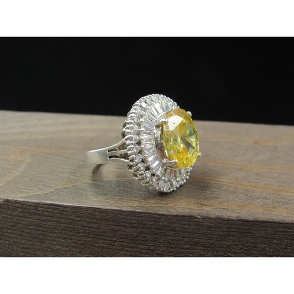 Size 6 Sterling Silver Brilliant Yellow Cubic Zirconia With Accents Band Ring - Picture 3 of 9